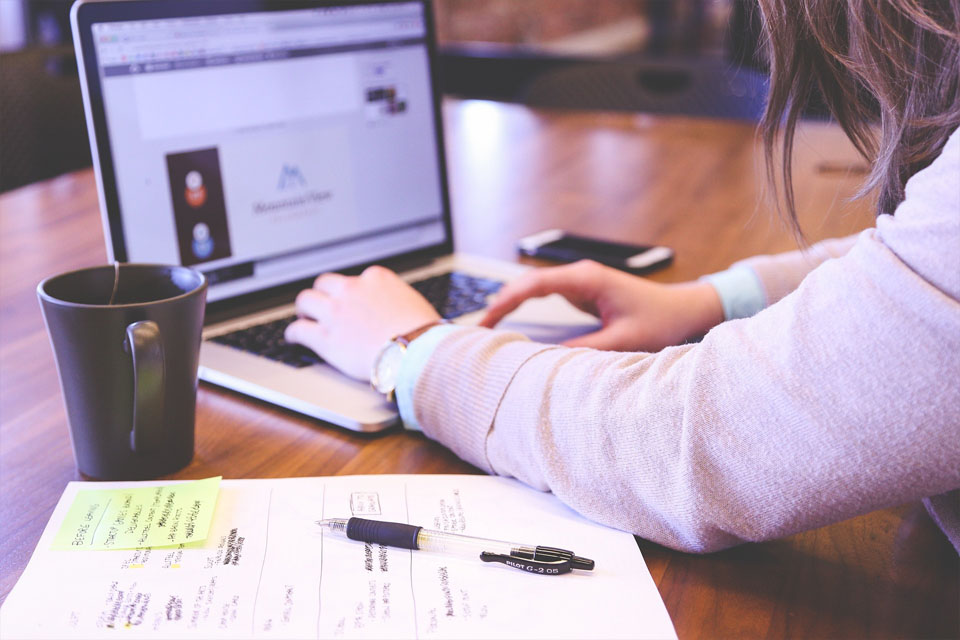 Creative Roots Marketing & Design - Finding The Right Marketing Strategy For Your Company